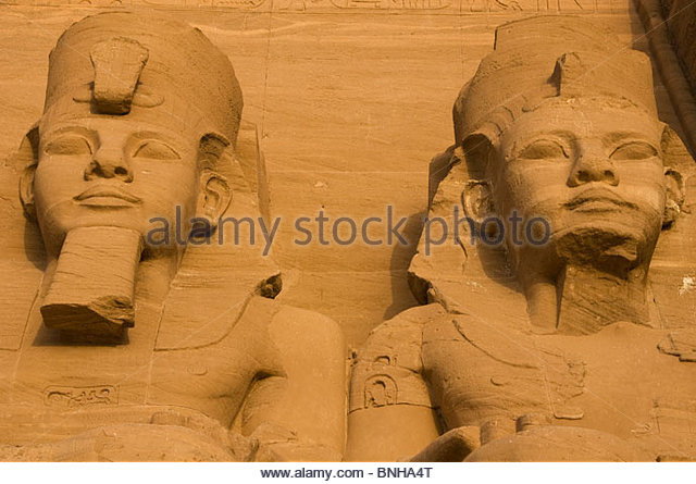 closeup-of-the-pharaoh-ramses-at-the-sun-temple-of-abu-simbel-lit-bnha4t
